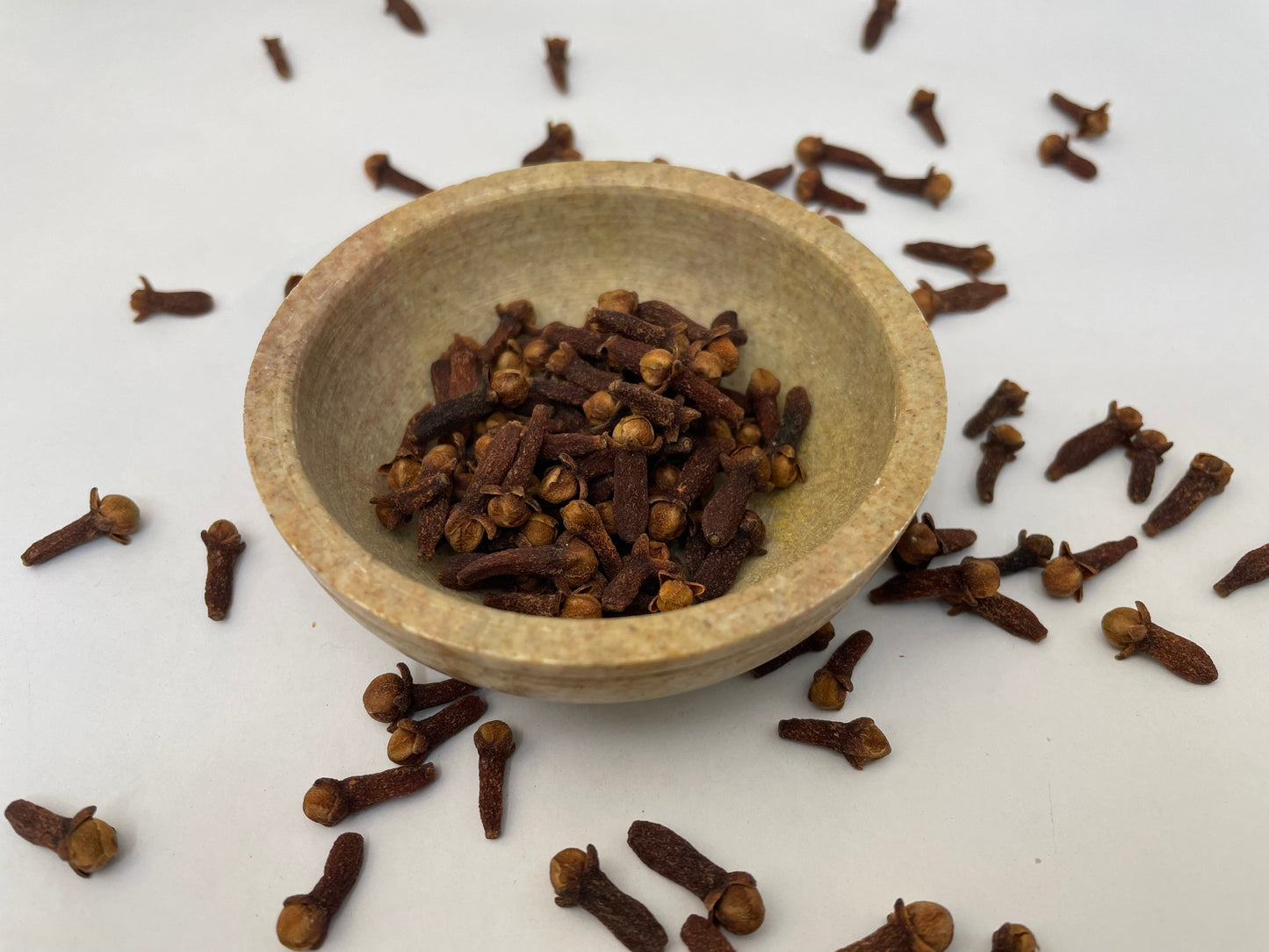 Clove Herb - Eugenia caryophyllata (fruit)